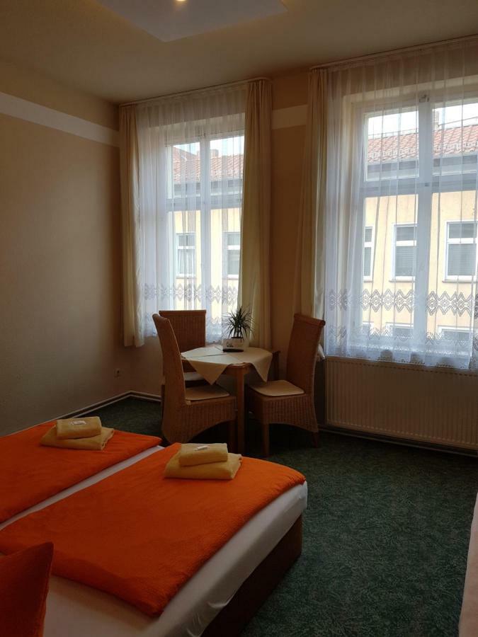 Pension Zum Birnbaum Brandenburg  Exterior photo
