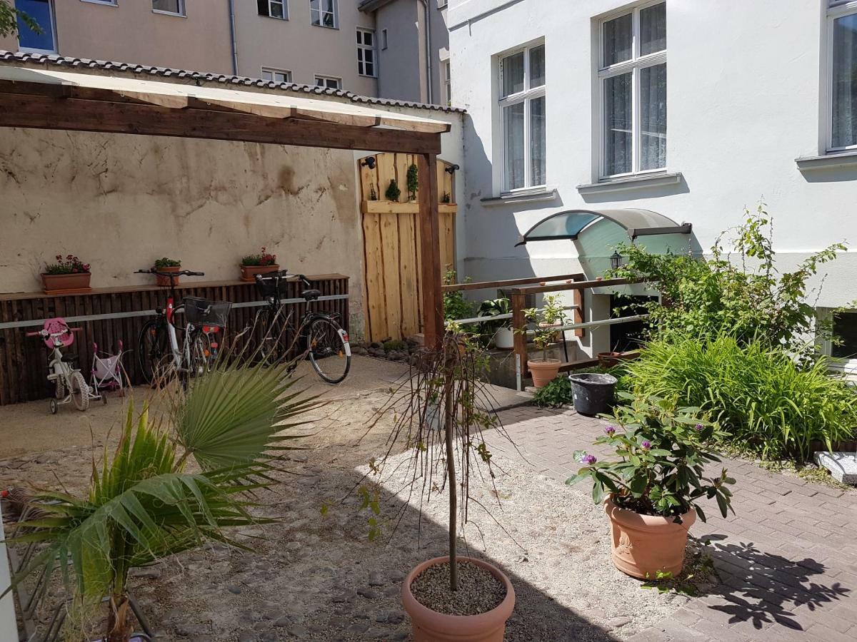 Pension Zum Birnbaum Brandenburg  Exterior photo