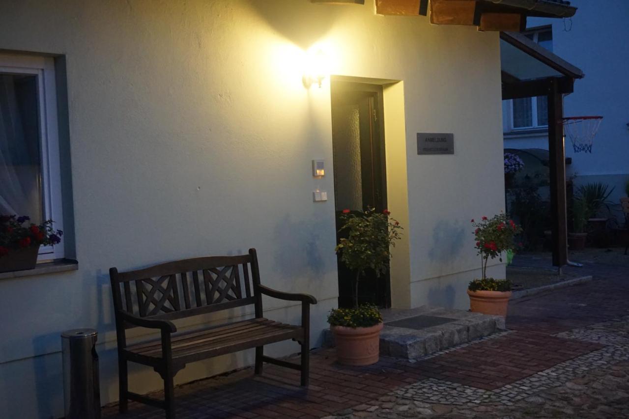Pension Zum Birnbaum Brandenburg  Exterior photo